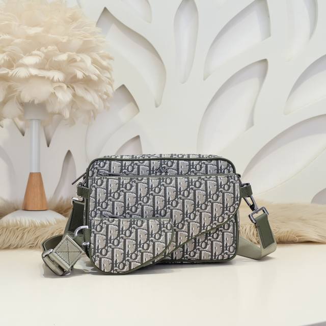Dior-Dior's latest crossbody bag, shoulder bag, official website, synchronized k
