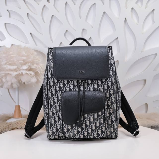 Dior - Dior's latest saddle backpack, original quality blue cloth with leather D