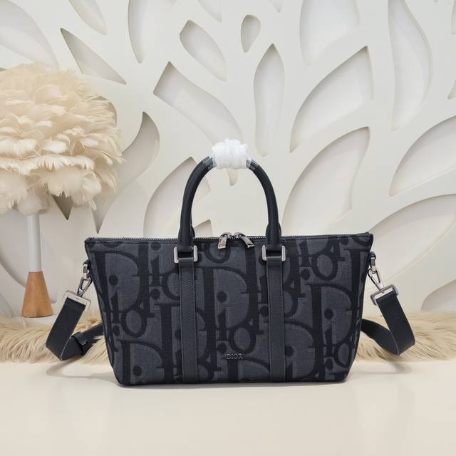 Dior-Dior counter 2025 spring newest handbag shopping bag official website synch