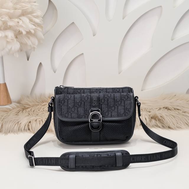 Dior - Dior counter's latest men's shoulder bag crossbody bag official website s