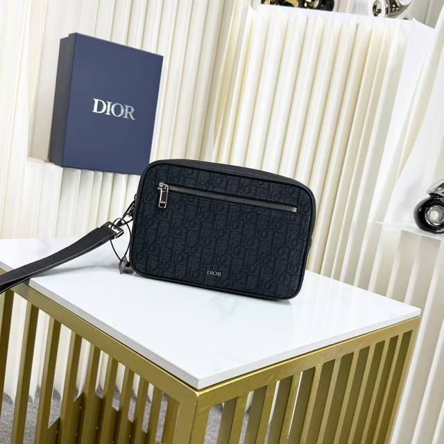 The highest version on the market, welcome to compare Toiletry bag Black Obliqu