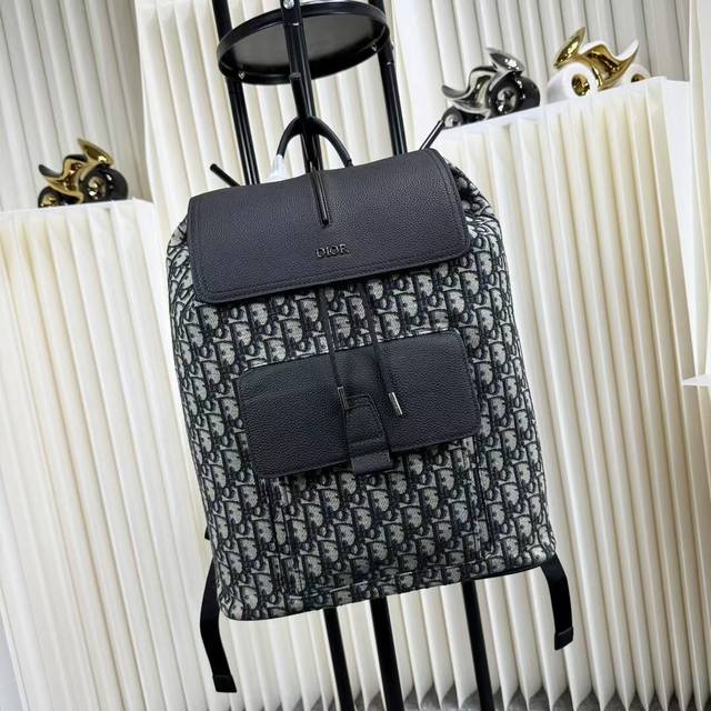 The highest version on the market, welcome to compare Motion Backpack Beige & B
