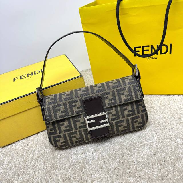 Name: Fendi small cloth bag Quality: top original quality Model: 299 small Colo