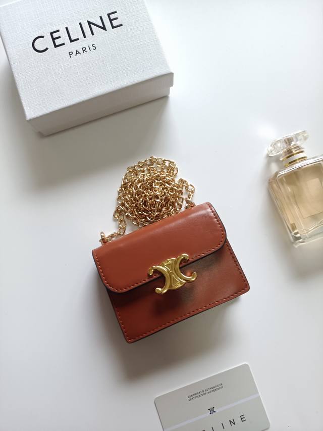 Celine new chain Triomphe business card bag, can be cross-body, classic pattern