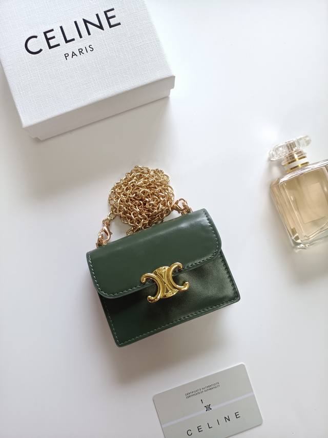 Celine new chain Triomphe business card bag, can be cross-body, classic pattern