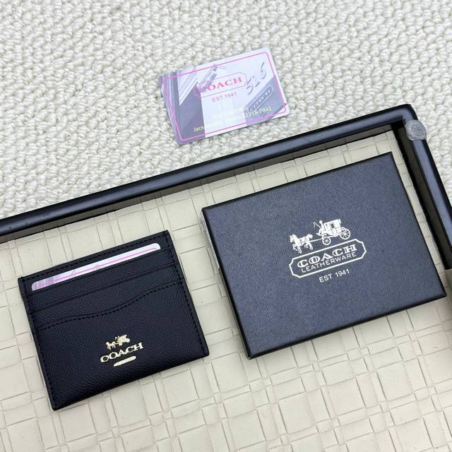 Super mini card holder Coach new logo card holder, made of first layer cowhide,