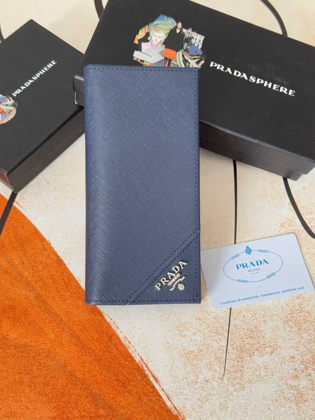 Classic suit wallet, classic, simple and fashionable, developed by Zp, model 1M