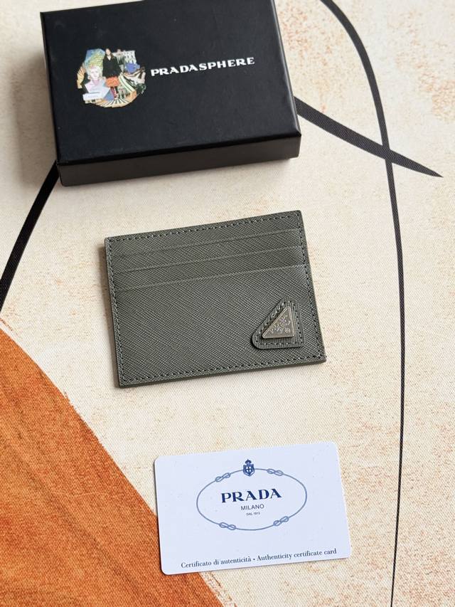 Prada exclusive background upgrade The latest style of the popular genuine leat