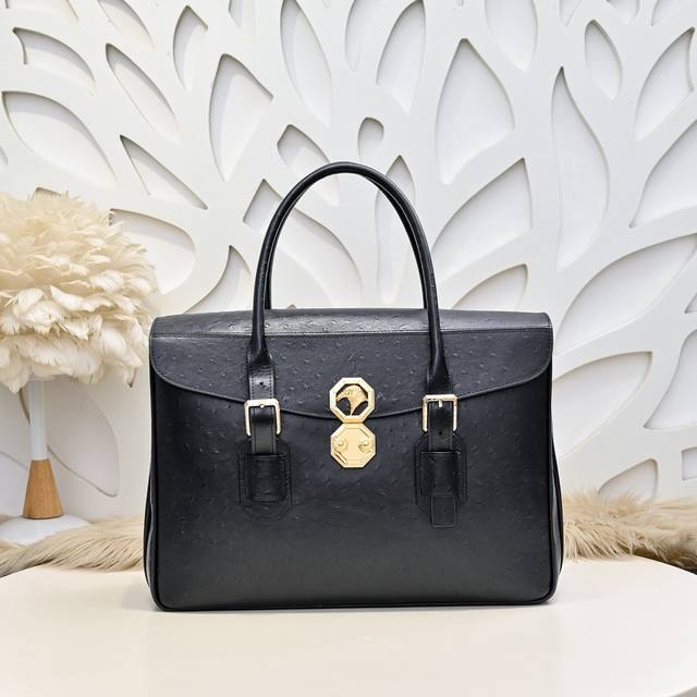 Stefano Ricci-The latest men's briefcase from Stefano Ricci is made of imported