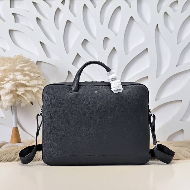 Mont Blanc Mont Blanc-Latest men's briefcase made of top-grain cowhide leather,