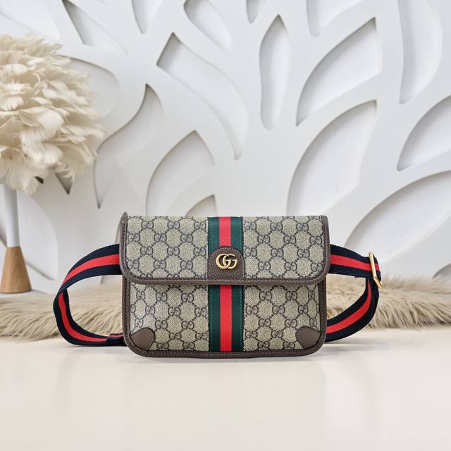 Gucci-Gucci's latest men's waist bag and chest bag are made of imported calfskin
