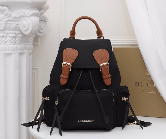 Upgraded version of B Medium The Rucksack is the main accessory of the fashion