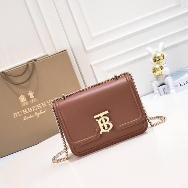 BurThe latest model, Tb exclusive logo lock bag DDD, is made of Italian tanned c