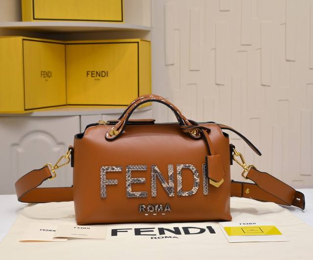 Fendi By The Way Boston Tote Bag Made of Italian leather, simple hot stamping le