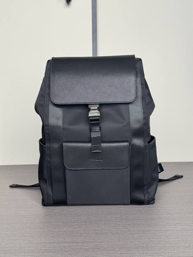 The latest style of the top counter mouse and fierce goods, Prada nylon cloth w