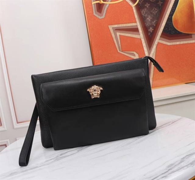Top original quality, the latest Versace handbag, European original imported co