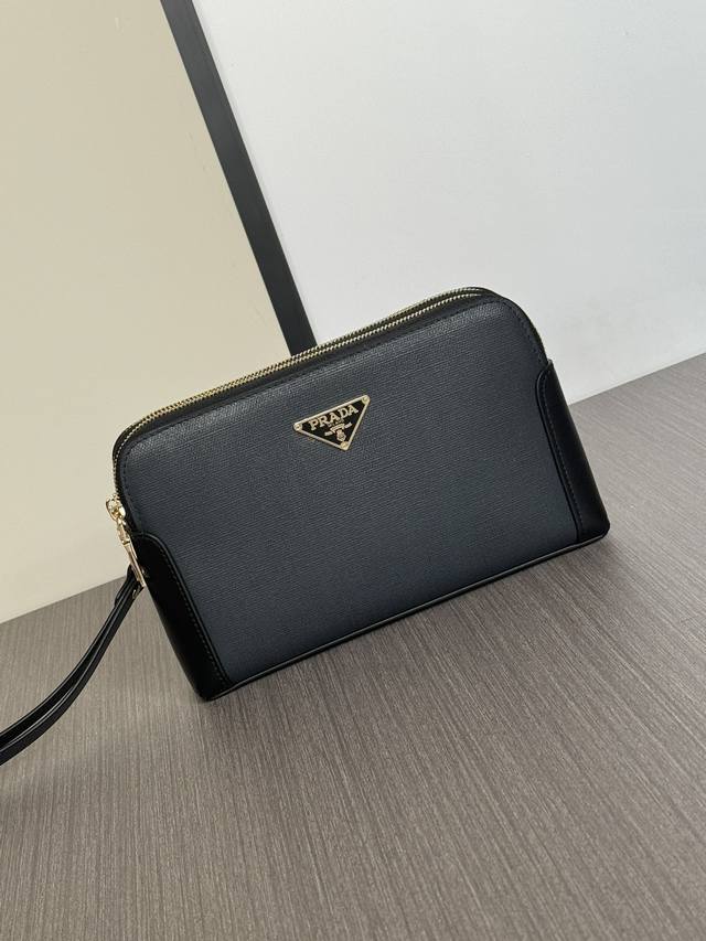 The latest hot-selling Prada double zipper imported first-layer cowhide clutch