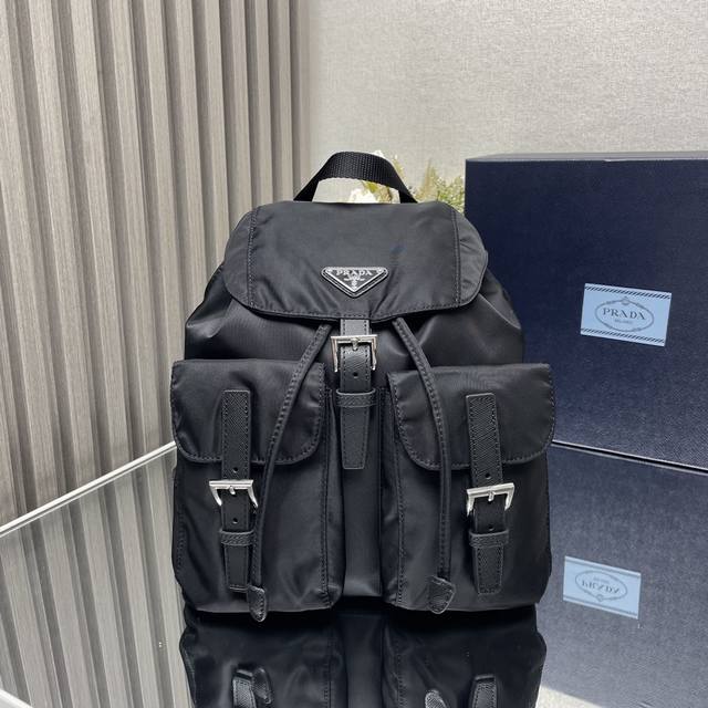 Top original new small backpack 1Bz677 This nylon backpack is part of Prada's tr