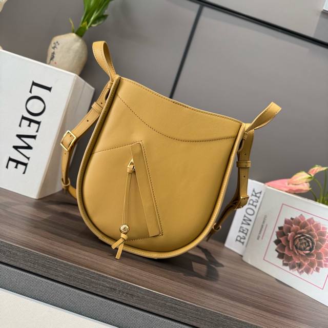 Home Classic cowhide leather Hammock Bag New size The Hammock Bag is a versatile