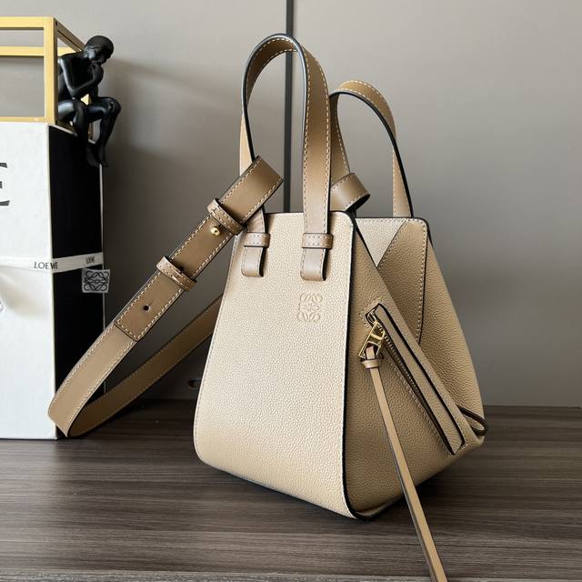 Loe Soft Grained Cow Leather Compact Hammock Handbag New Size The new version of