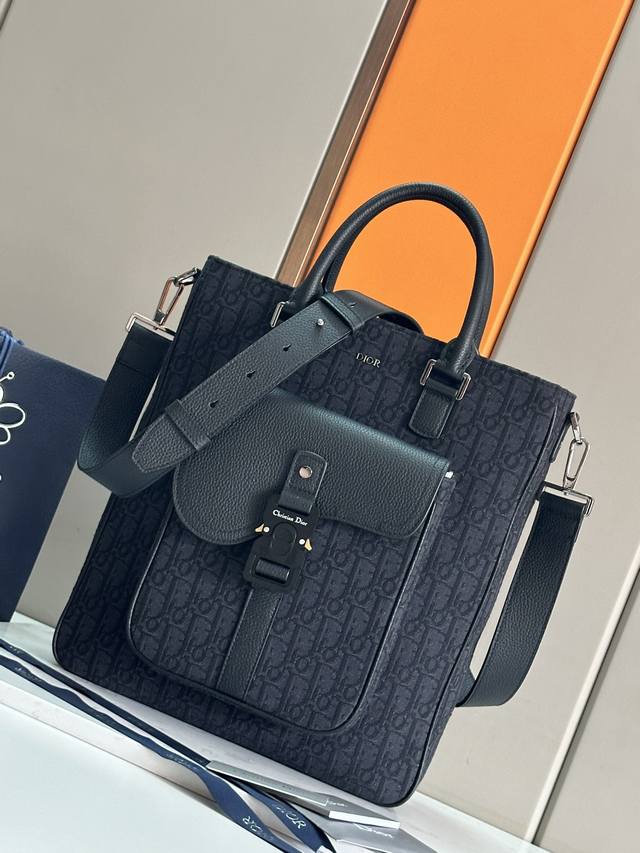 Top Original This saddle bag is a new product in the 2024 Winter Men's Collectio