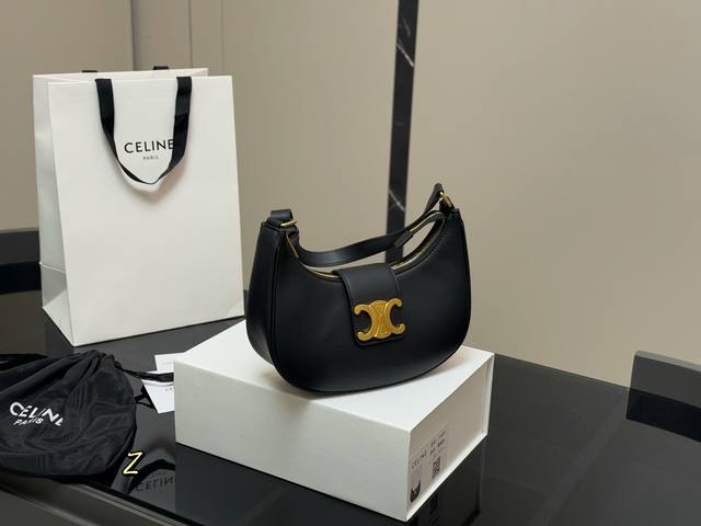 with box Size: 24*20Cm Celine Ava underarm bag Still easy to carry Just carry A