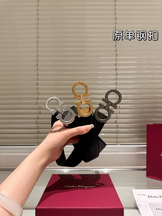steel buckle High version! Salvatore Ferragamo leather belt ~ the hottest versi