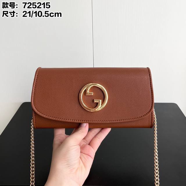 Real shot# Model: 725215 with box Size: 21X10.5Cm Gucci Blondie I fell in love a