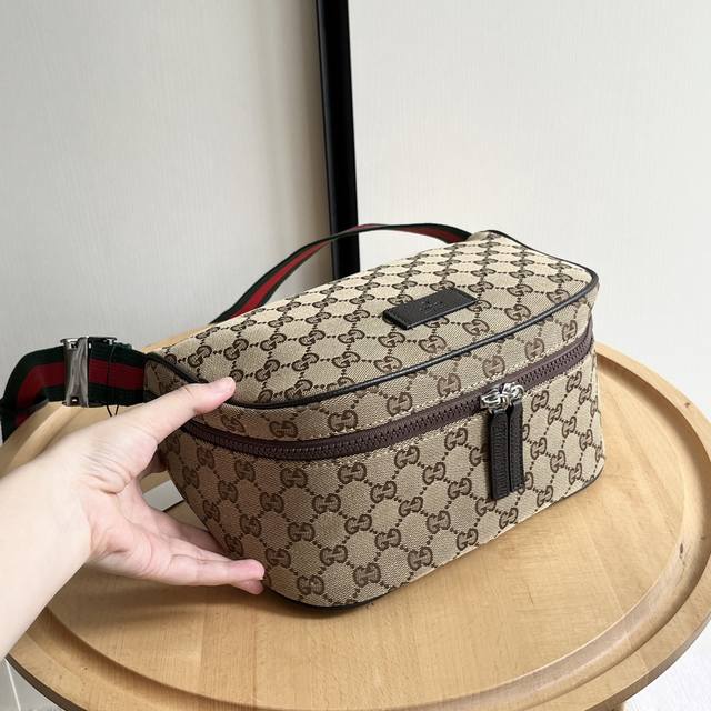 Real shot# Model number: 449182 brown, red and green Size: 27-13-12cm Internet c