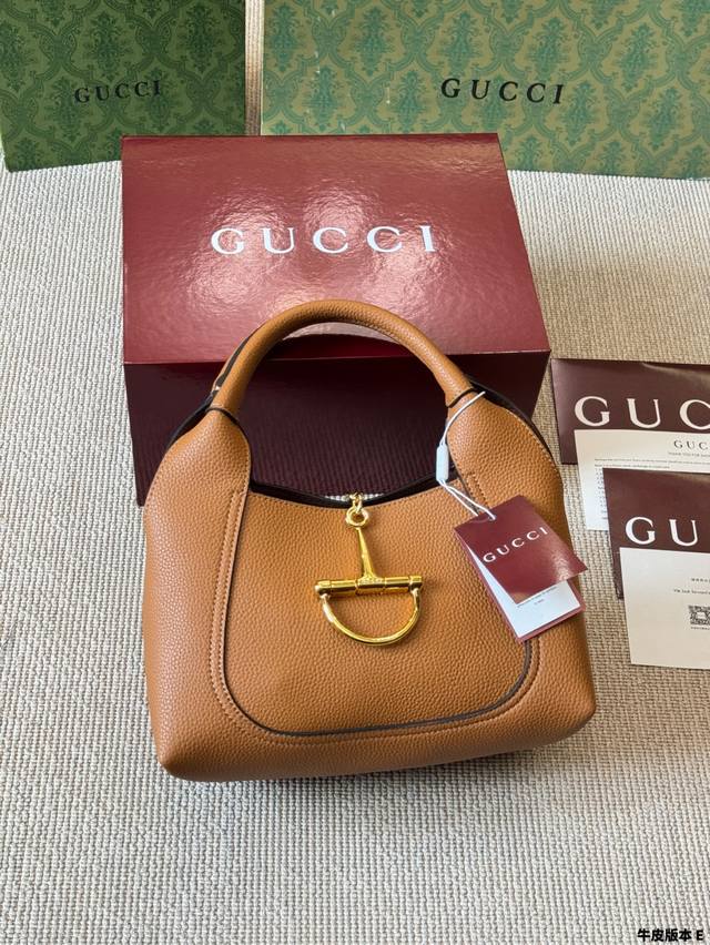 Cowhide version Gucci Softbit Gucci Softbit, the name is as it sounds! The shap
