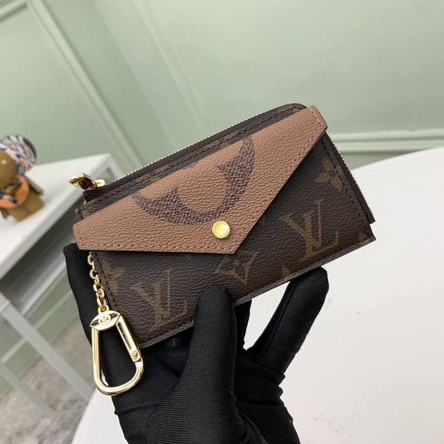 Factory P price top original M81303 M69431 yellow flower Recto Verso card holder