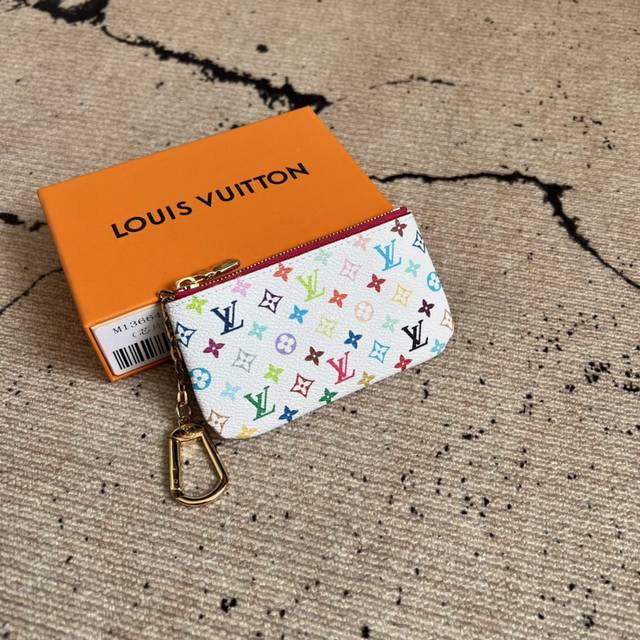 Factory P price Top original M13664 White This re-edition Louis Vuitton x Muraka