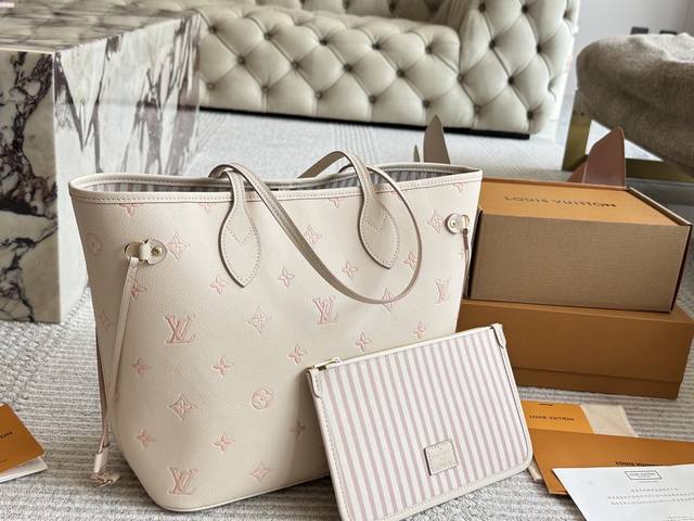 Lv Neverfull Shopping Bag N41605Lv's classic trump card, with a large capacity d