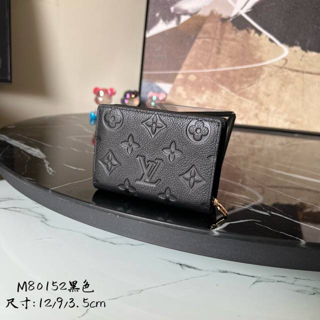 Factory P Price Top Original M80152 Black This Cl