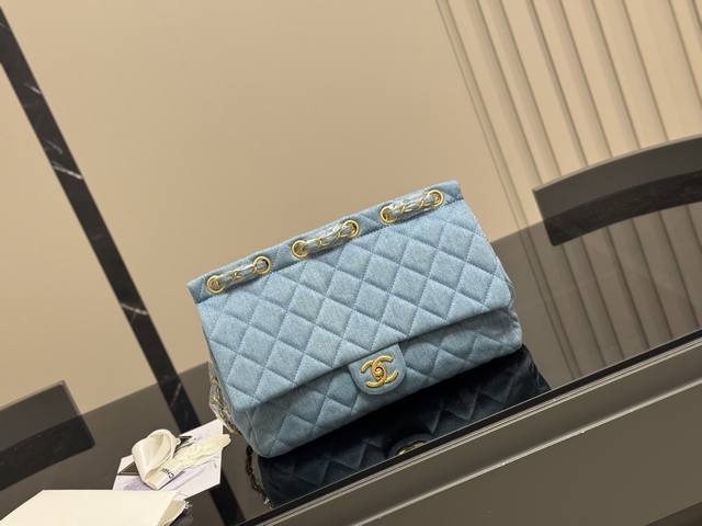 Unboxed Chanel Used Denim Crossbody Bag Chanel This denim bag is very good but e