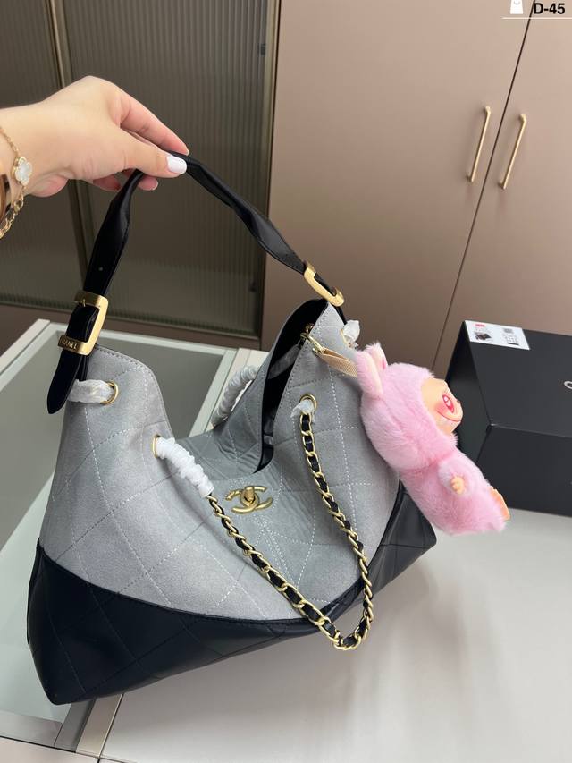 Random pendant Chanel Tote Bag Handmade Super durable suede tote bag Maillard c