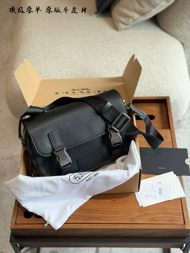 Men's gift recommendation, Coach Track men's shoulder messenger bag Coach Outlet