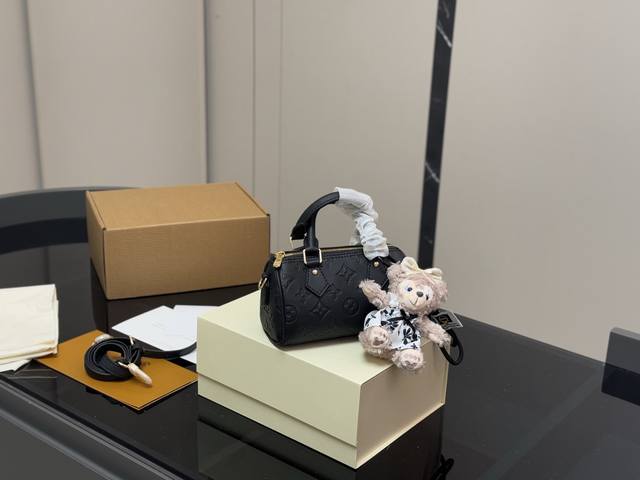with folding box airplane box Size: 16*12Cm Lv Speedy Nano Purchasing channel T