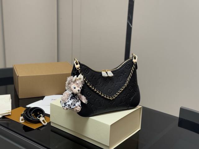 with folding box airplane box Size: 29*16Cm Lv vintage croissant bag original h