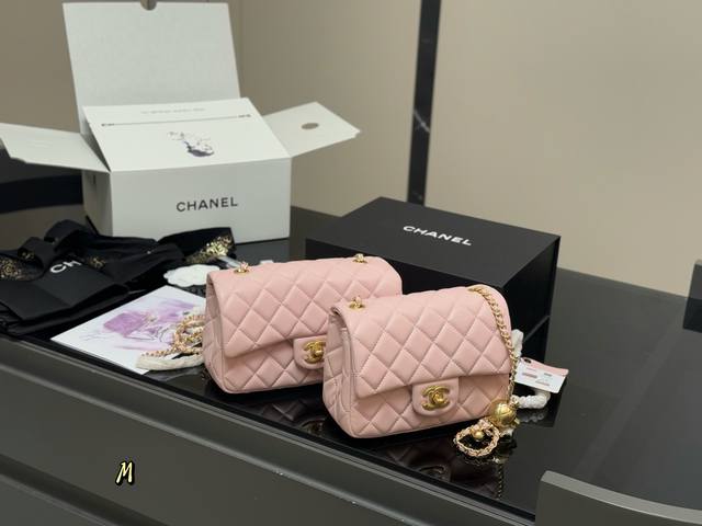 Folding box airplane box Size: 17*13Cm 20*12Cm Chanel Golden Ball Square Fat Man
