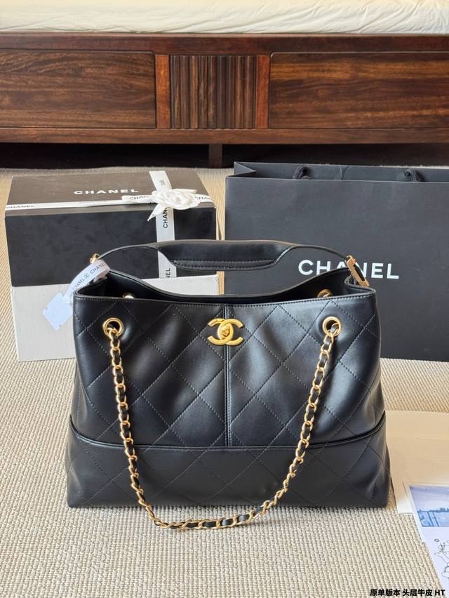 top-grade original cowhide High-end Handicraft Bucket Bag The focus of the Hand