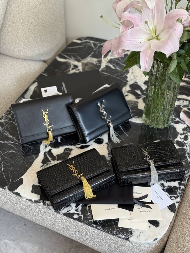 Ysl Kate tassel bag Yves Saint Laurent A wonderful design from the latest season