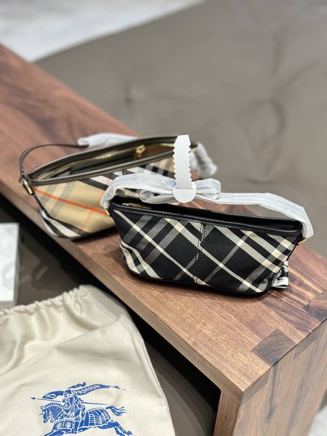 Burberry Ladies Mini Underarm Bag New Check Jacquard Burberry Ladies Mini Undera