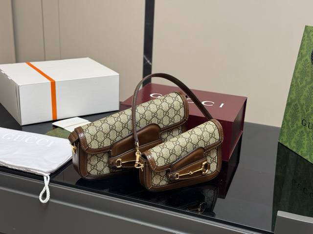 with folding box airplane box Size: 27*17Cm 20*10Cm Don't miss this Gucci's new
