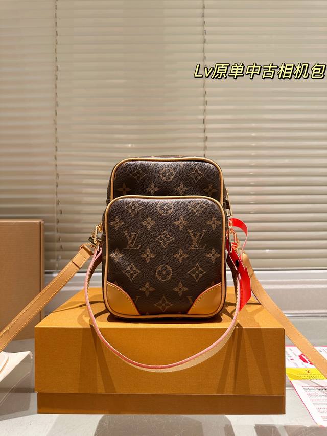 Latest packaging size 15.21 Lv second-hand camera bag Comfortable and exquisite
