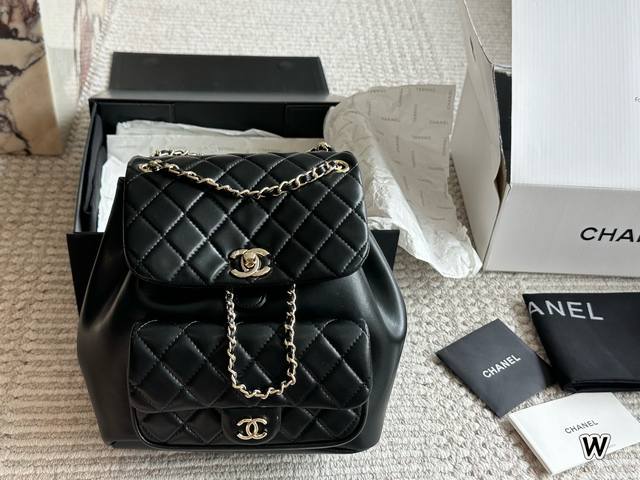 Chanel backpack When the new product is released, I know it will be popular when