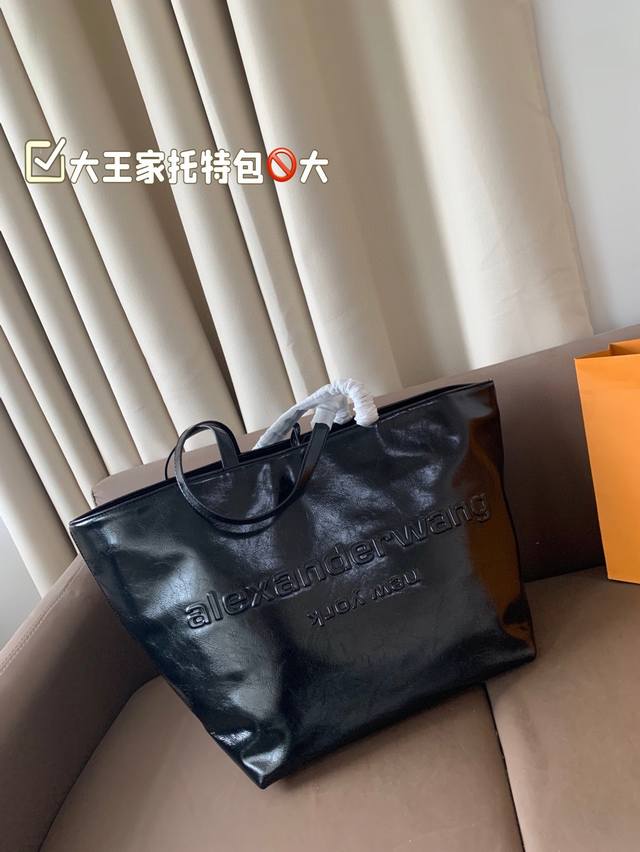 Large size Dawang's favorite bag is finally here The bag is super soft, large c