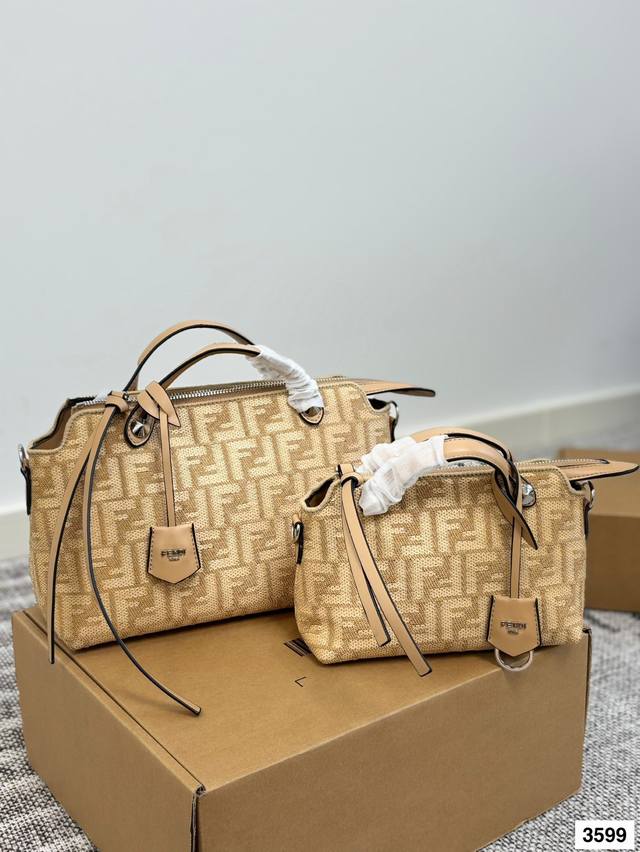 Fendi lunch box shoulder bag is made of super soft Cuoio Romano leather, which i