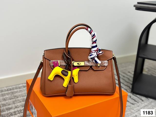 Perfect details Hermes horizontal style Size: 31.19 The season of carrying plati