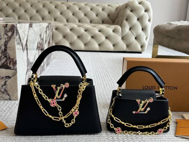 folding box Lvcapucines lady bag with gold buckle hardware, super complicated pr